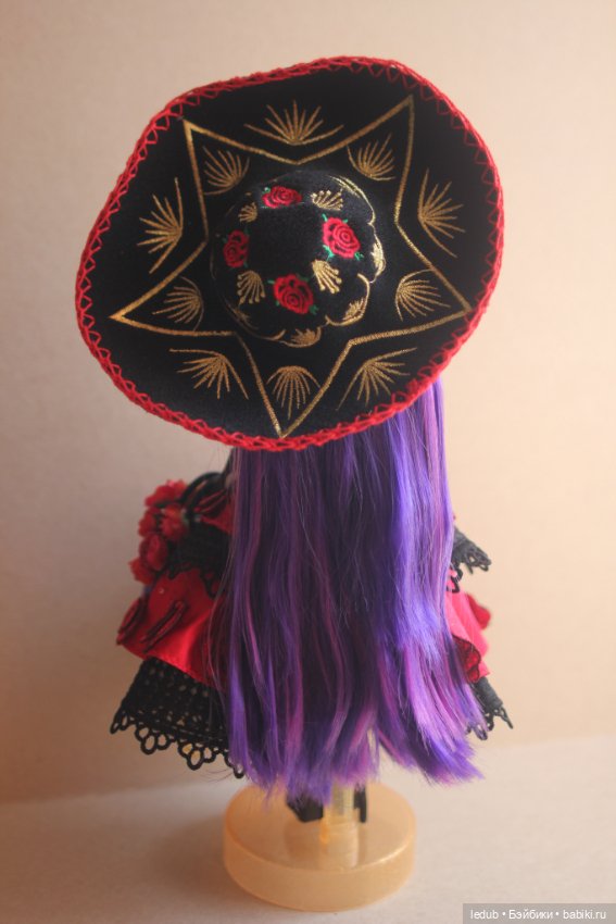 Rainbow high Maria Garcia De Los Muertos