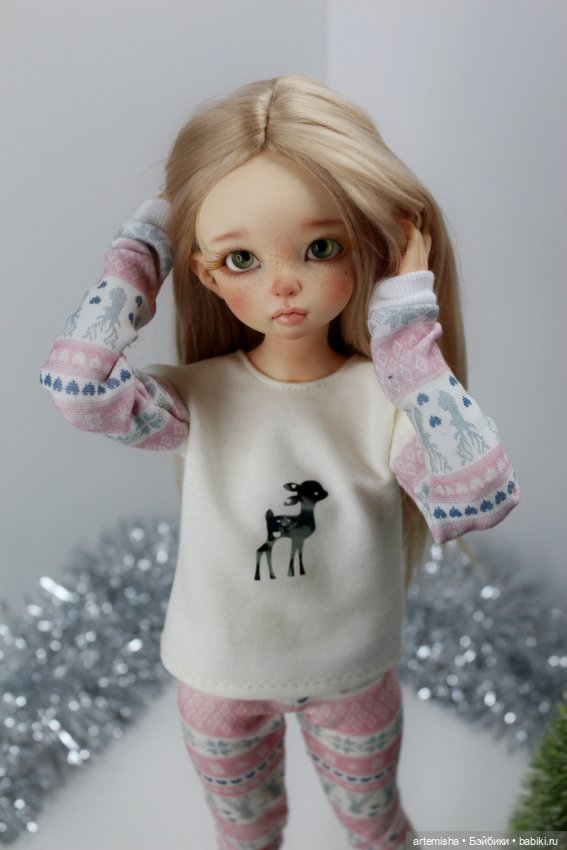 Minifee Ante в новом наряде