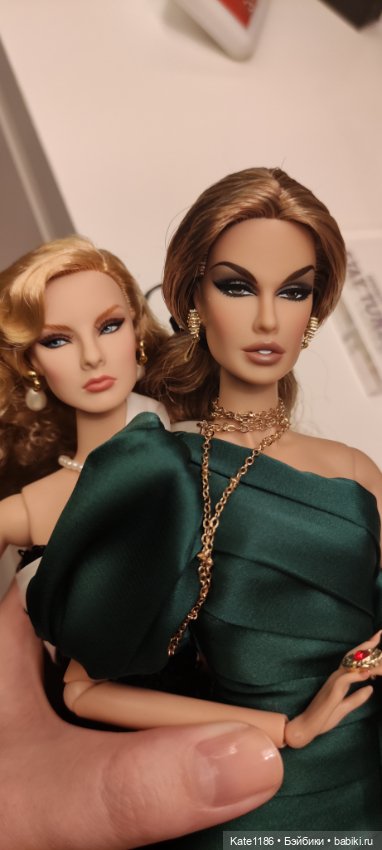 Разный скин тон вайт у кукол Integrity Toys (фото 3)