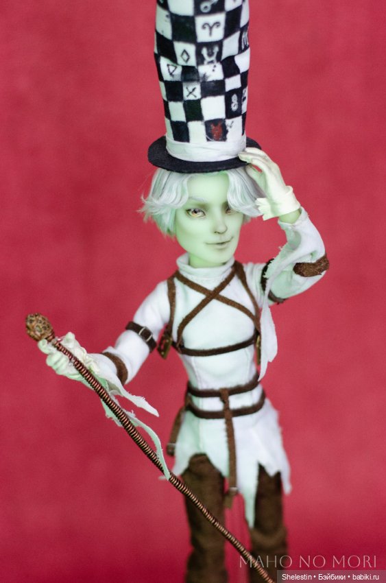 Шляпник Арт проект: Алиса, сквозь зеркала