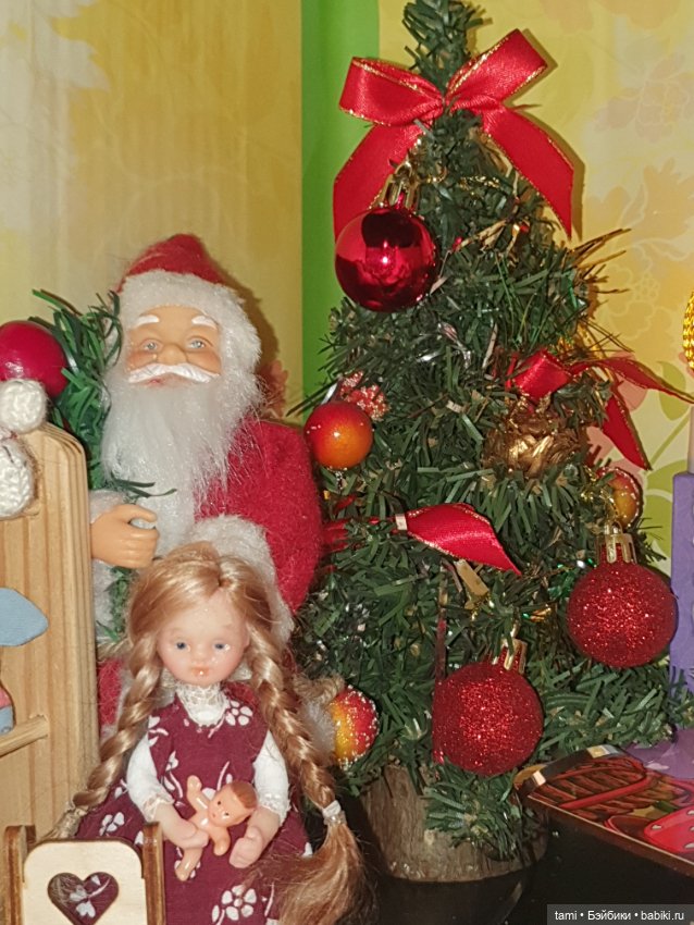 В кукольном доме — Коллекции игровых кукол (Playline): фото полок