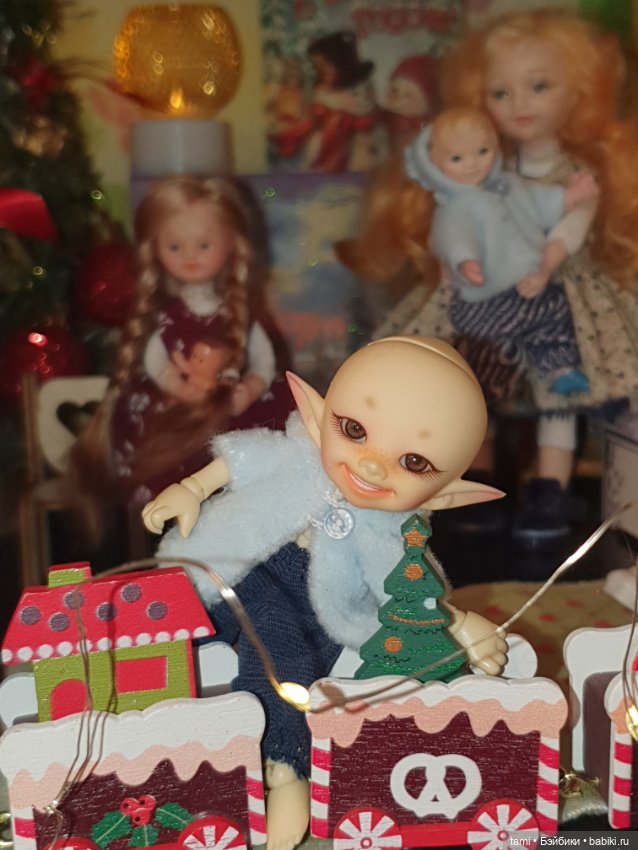 В кукольном доме — Коллекции игровых кукол (Playline): фото полок