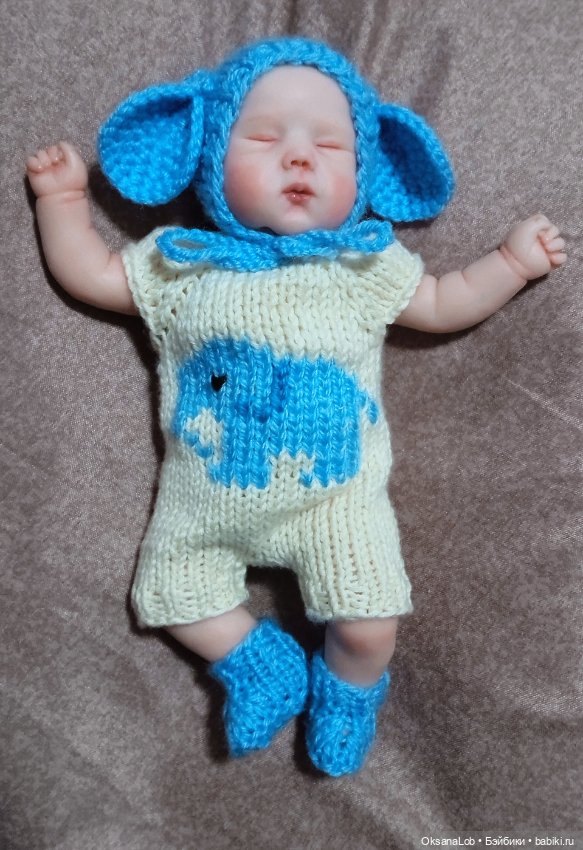 Вязалочки для крошечек — Одежда и обувь для кукол своими руками: фото