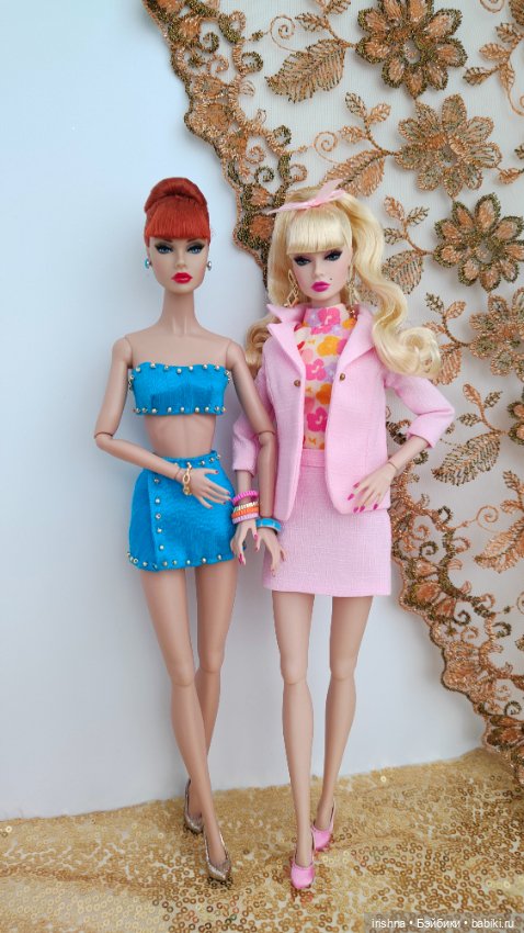 Поппи Паркер с одинаковой рисовкой