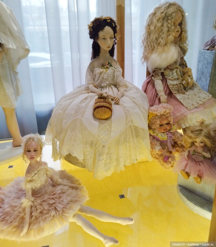 "Зимний бал кукол" - выставка авторских кукол в Краснодаре,часть 1