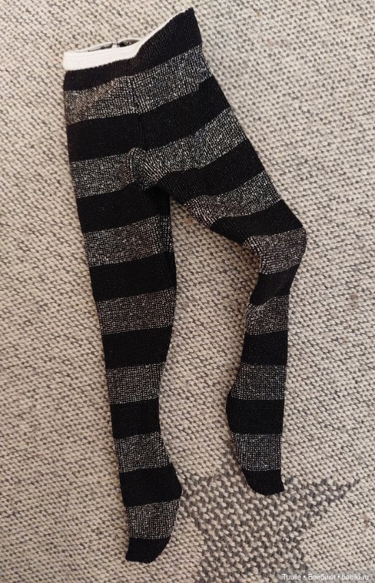 Руби Ред Зоэ — Куклы Ruby Red (Руби Ред) Fashion Friends: Siblies (фото 5)