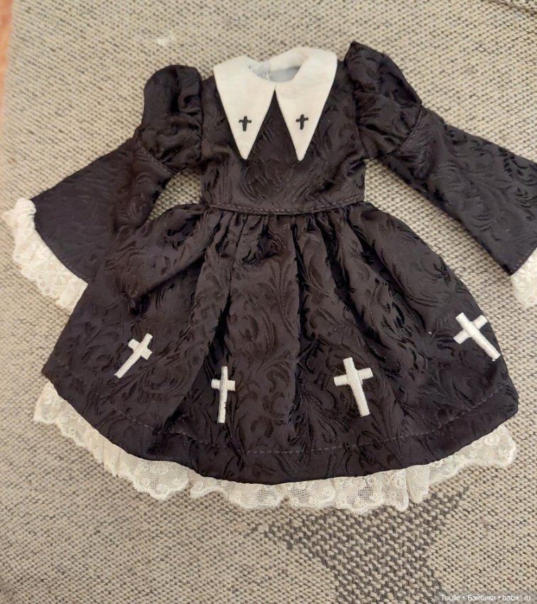 Руби Ред Зоэ — Куклы Ruby Red (Руби Ред) Fashion Friends: Siblies (фото 8)