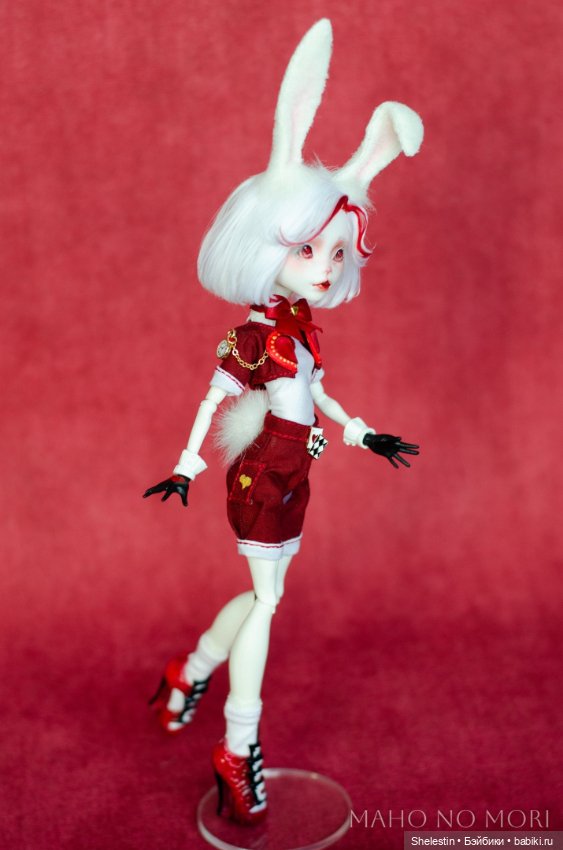 Белый кролик Арт проект: Алиса, сквозь зеркала