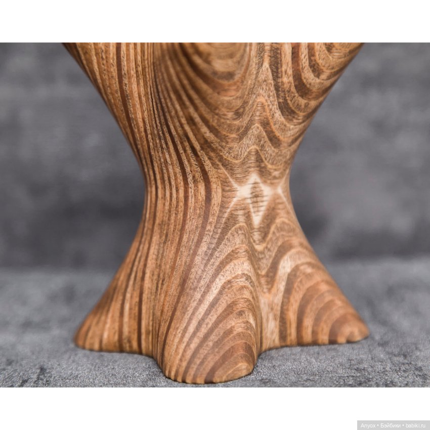 Маленькие стульчики для маленьких Ведьмочек