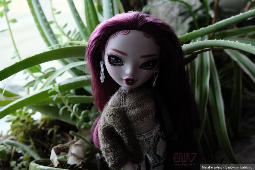 Новенькая - Калиста Сангвинария (Scarlet Rose) (фото 3)