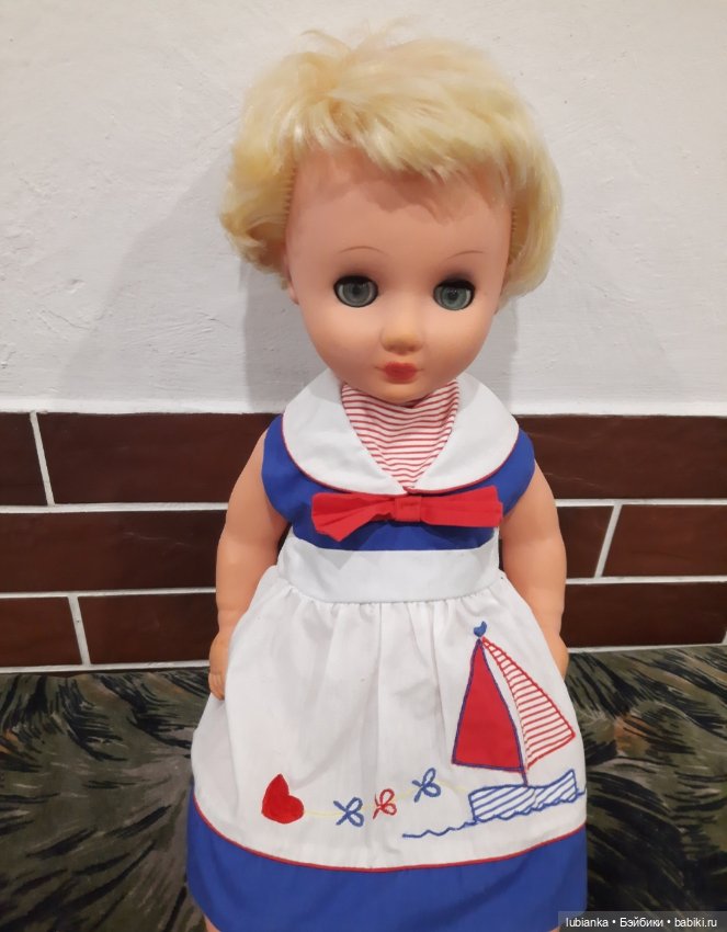 Она действительно обижена