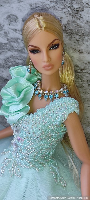 Хозяйки зáмка: две прекрасные Евгении ❤