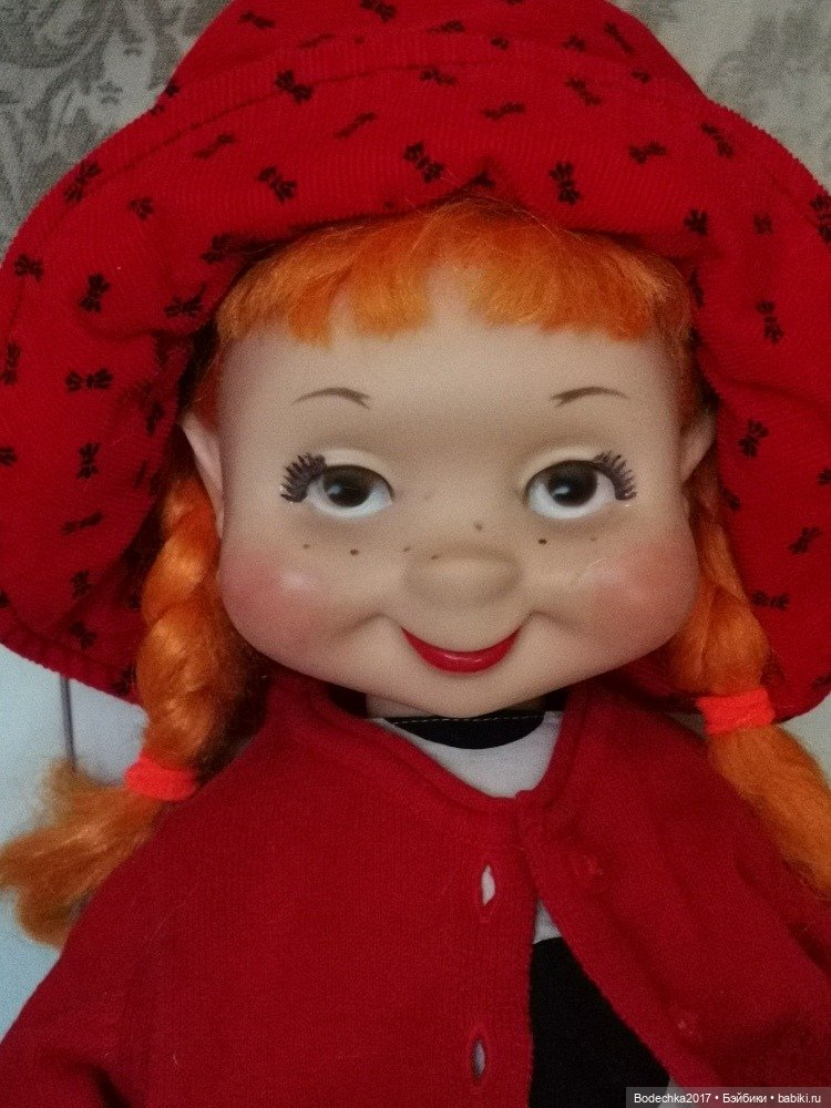 День чудесных чудаков — Коллекции игровых кукол (Playline): фото полок (фото 8)