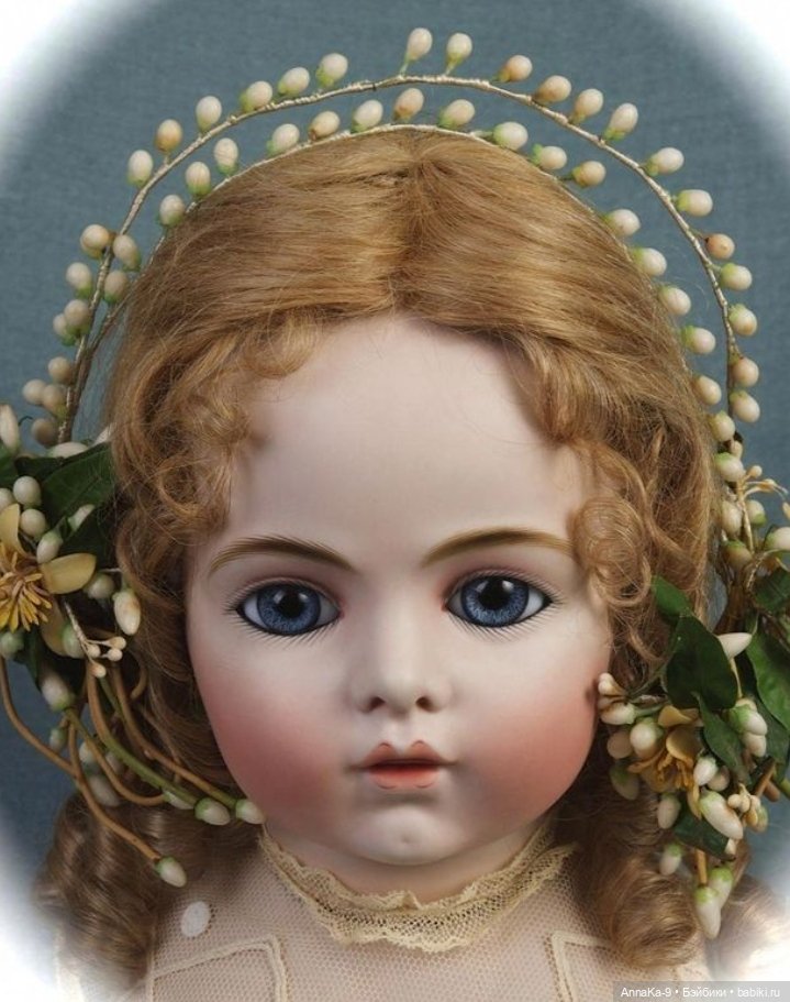 Венки для антикварных кукол
