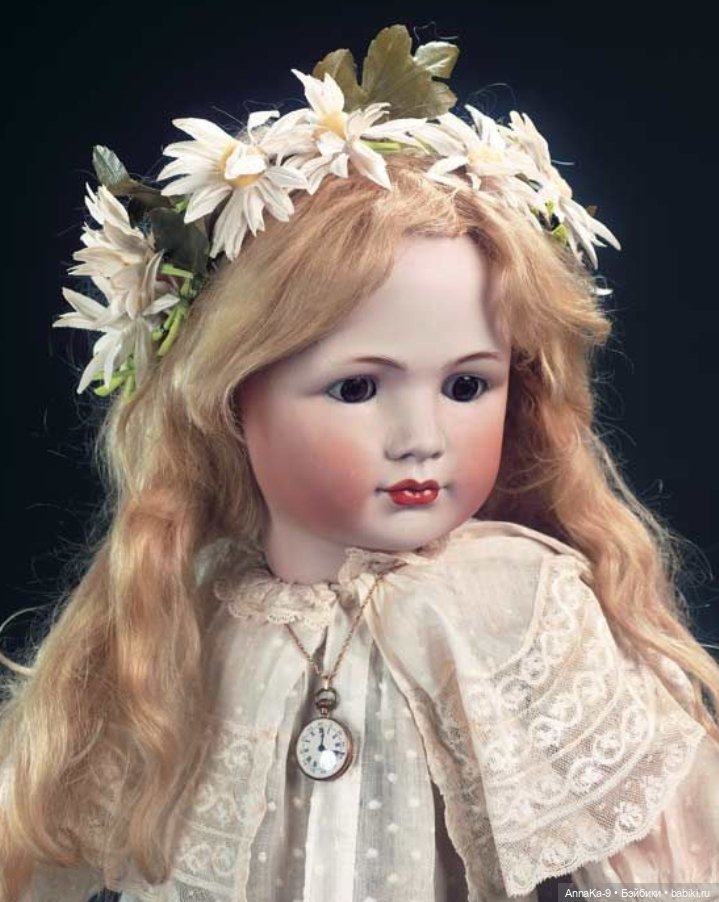 Венки для антикварных кукол