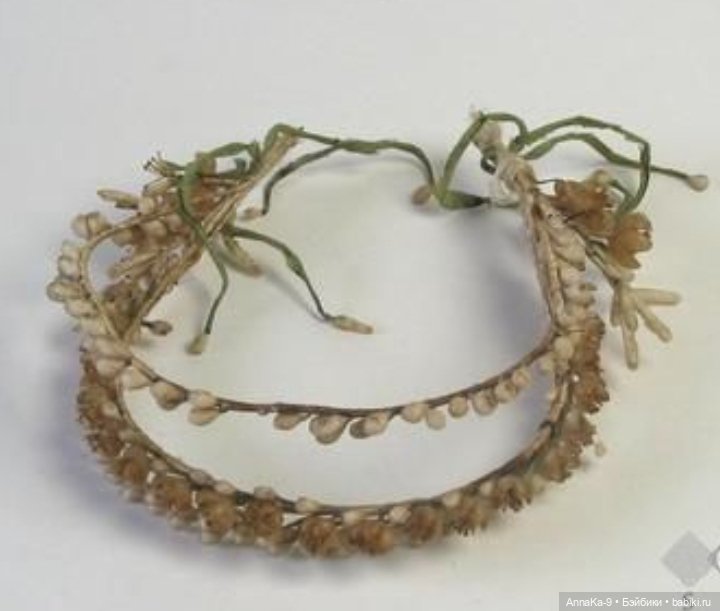 Венки для антикварных кукол