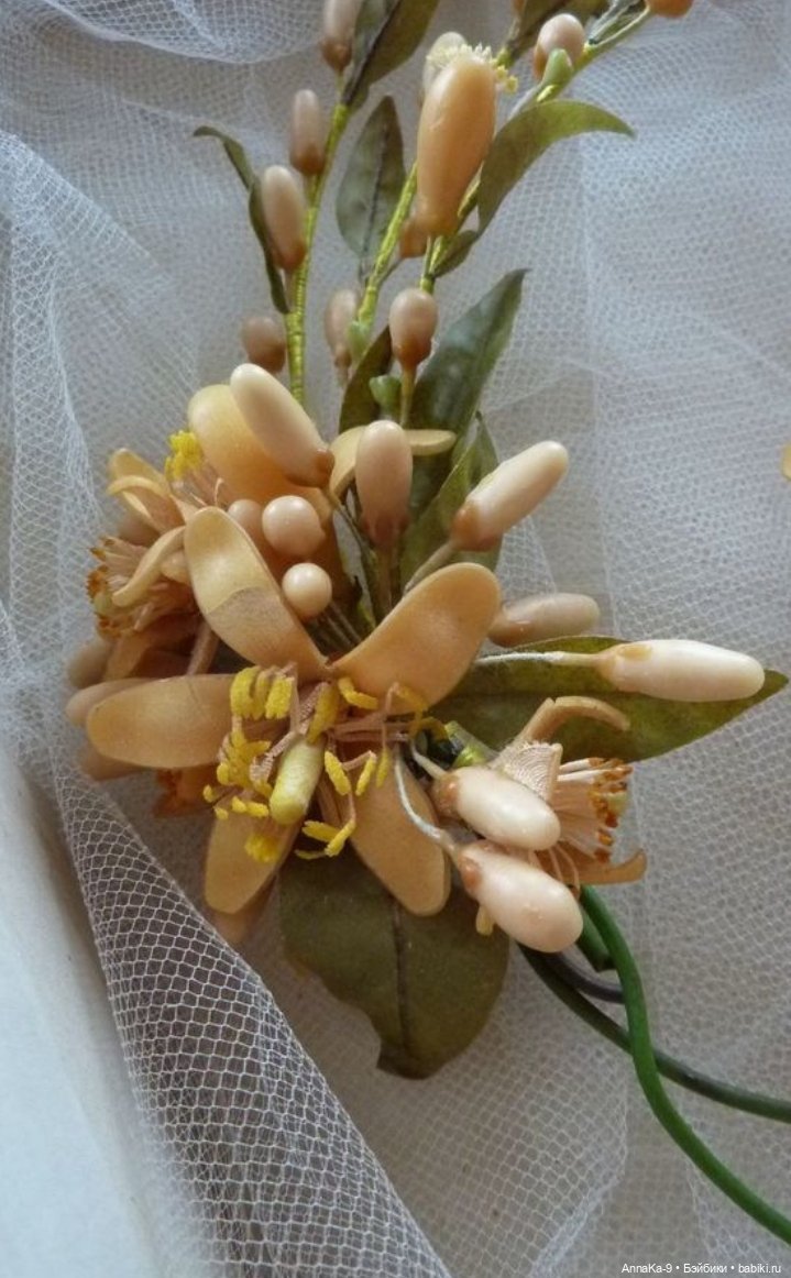 Венки для антикварных кукол