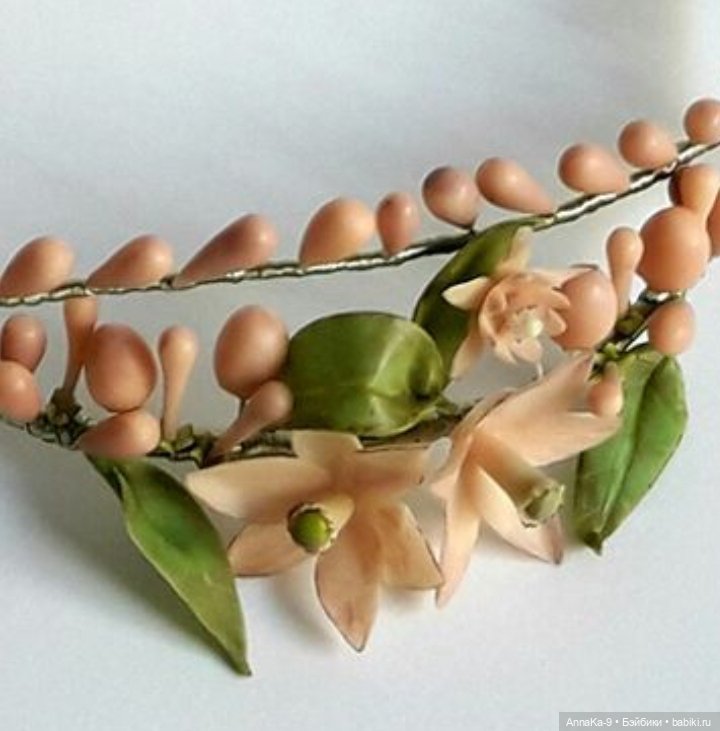 Венки для антикварных кукол