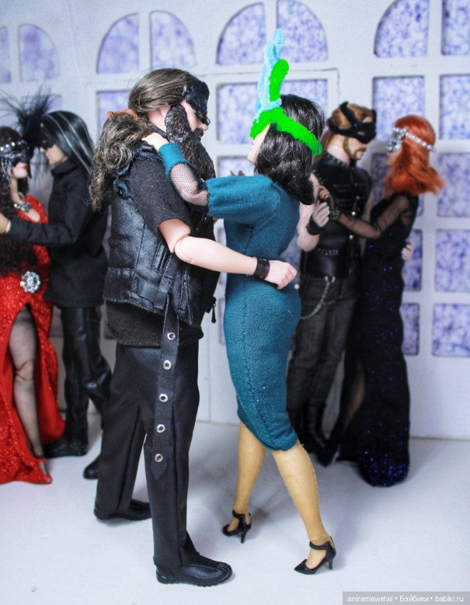 На балу — Фестиваль DollCi: кукольный конкурс красоты и светская жизнь