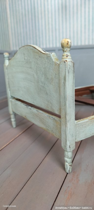 Кроватки 1/12 — Мебель для кукол и домиков: фото