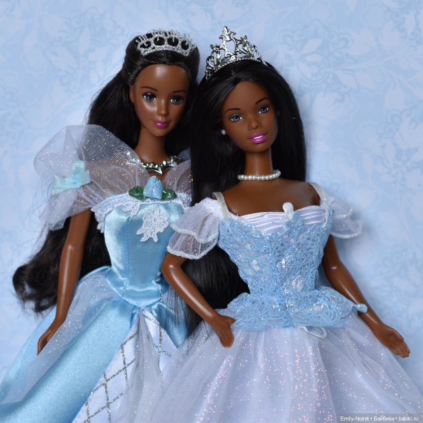 Опять фото-подборка — Коллекции игровых кукол (Playline): фото полок (фото 4)