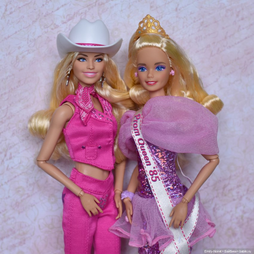 Опять фото-подборка — Коллекции игровых кукол (Playline): фото полок (фото 2)