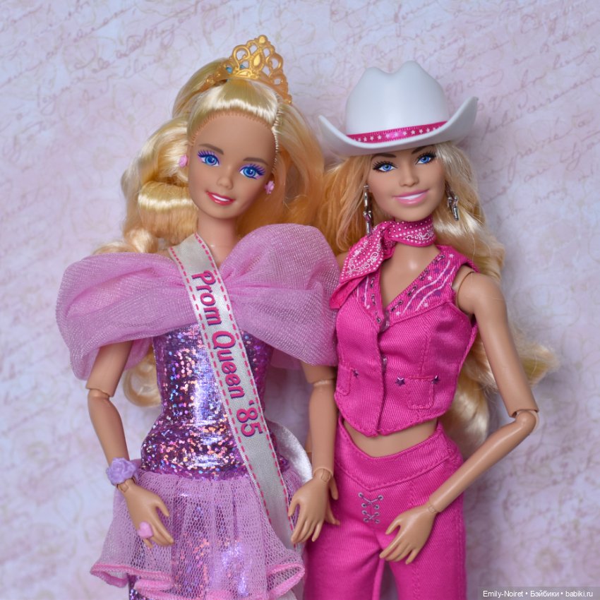 Опять фото-подборка — Коллекции игровых кукол (Playline): фото полок (фото 3)