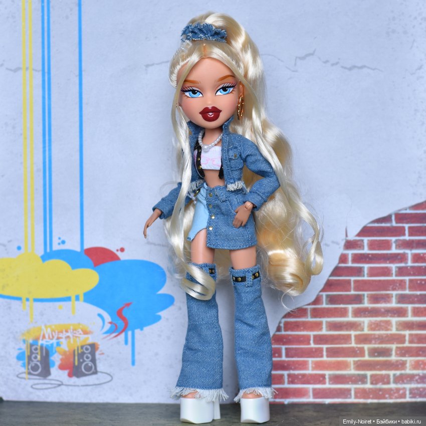 Опять фото-подборка — Коллекции игровых кукол (Playline): фото полок (фото 7)
