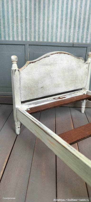 Кроватки 1/12 — Мебель для кукол и домиков: фото