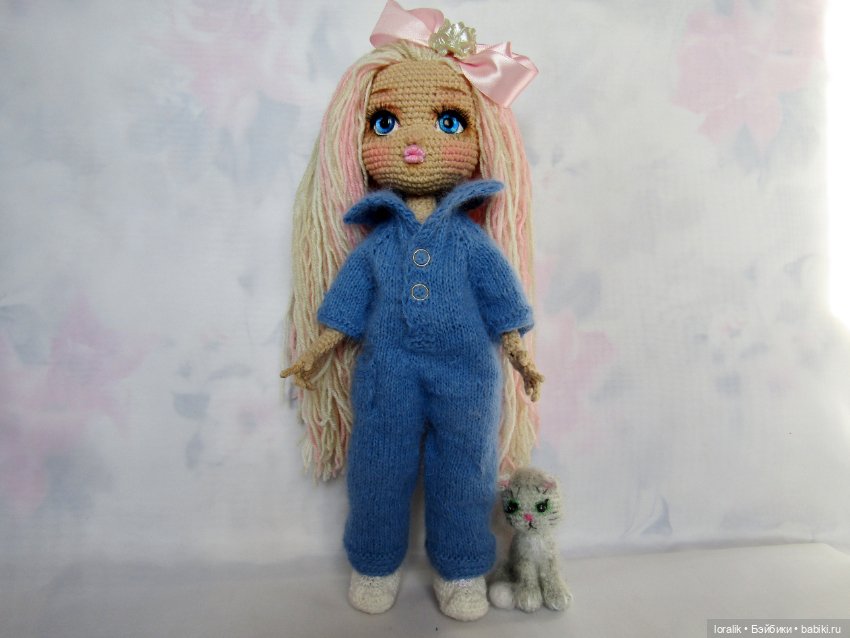 Девчонки Петельки! Куколки, связанные из клубка ниток в технике амигуруми (фото 3)