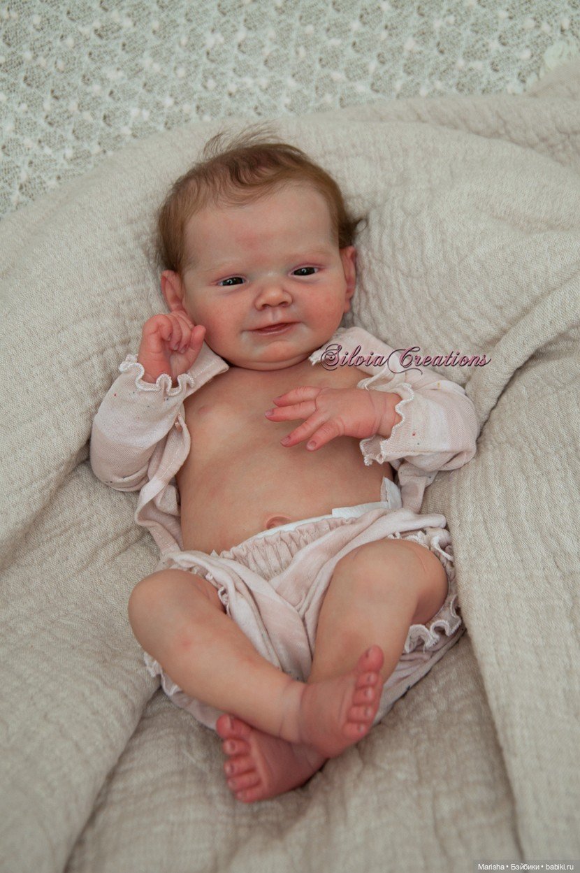 Dottie скульптора Adrie Stoete, автор прототипа Silvia Ezquerra