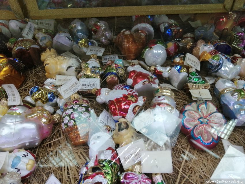 Ёлочные игрушки — Новый год и Рождество: праздничные фото кукол (фото 10)