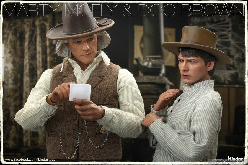 Фотосет фигурки Доктора Брауна - Hot Toys (фото 6)