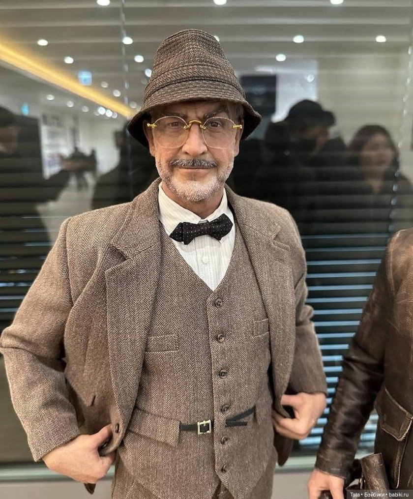 JND Studios - прототипы статуй Отца и Сына Индиана Джонса