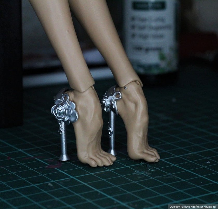 Напяточник для куклы или предмет аксессуара (фото 3)