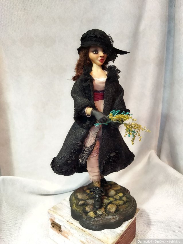 Она пришла с этими невыносимыми желтыми цветами (фото 9)