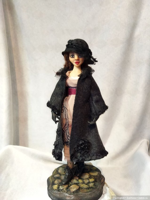 Она пришла с этими невыносимыми желтыми цветами (фото 8)