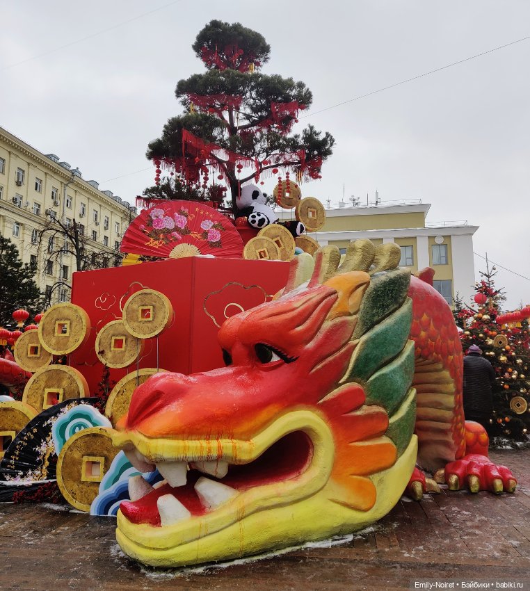 Дождливый понедельник — Коллекции игровых кукол (Playline): фото полок