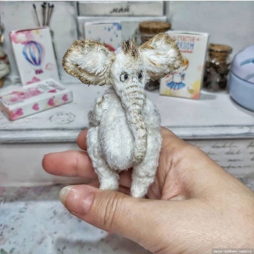 Выкройка авторского слоника от Ксении Костиной