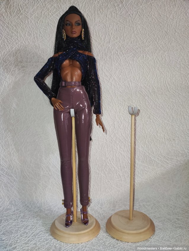 Делаем подставки для любых видов кукол,в наличии и под заказ