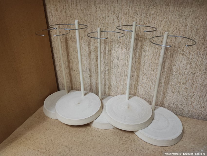 Делаем подставки для любых видов кукол,в наличии и под заказ