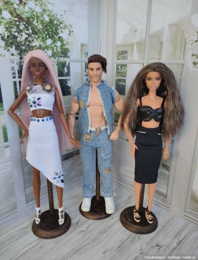 Делаем подставки для любых видов кукол,в наличии и под заказ