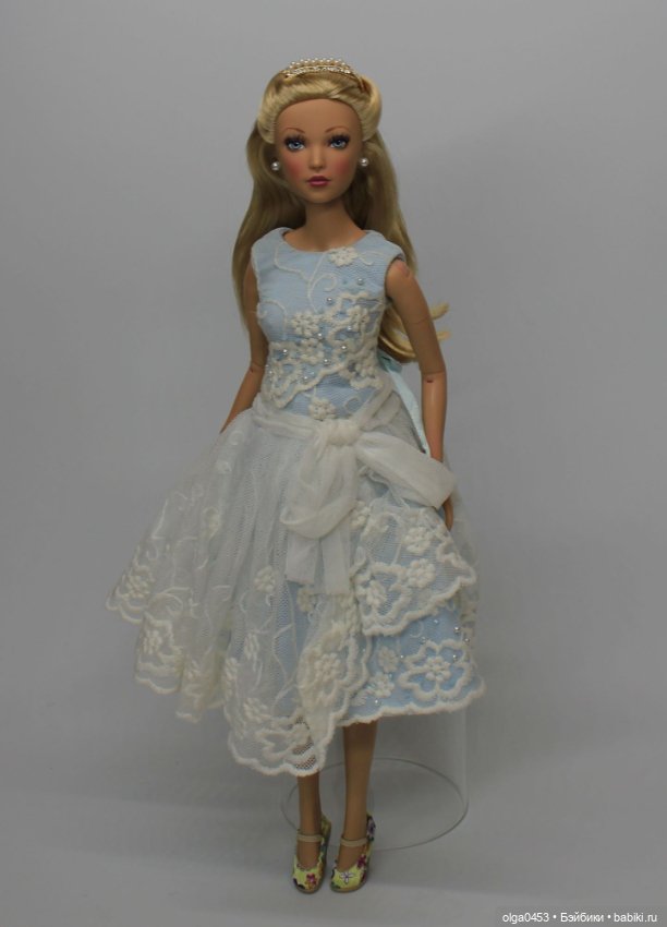 Кукла мадам Александр: Elle Woods' Grand Finale