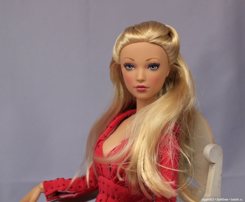 Кукла мадам Александр: Elle Woods' Grand Finale (фото 9)