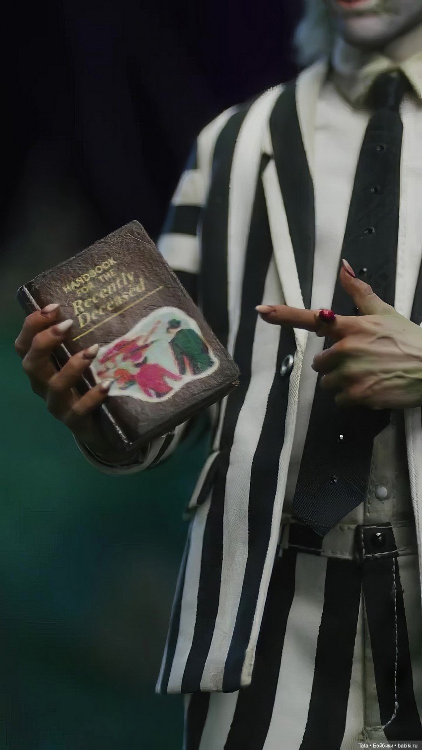 Sideshow - фигурка Битлджус в масштабе 1/6 (фото 4)