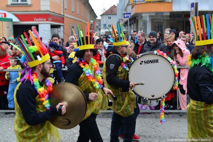 Куколка февраля или: весенний карнавал, подарок на 14 февраля и новый наряд Лизы
