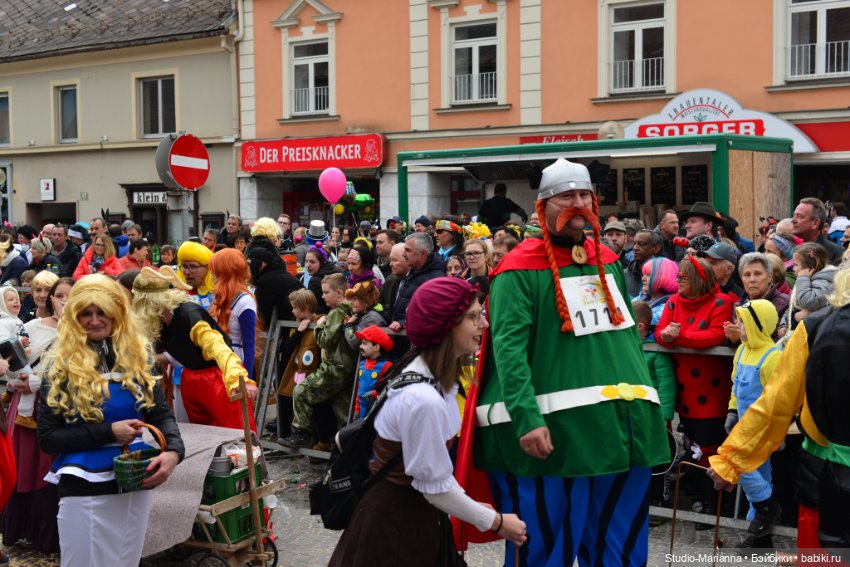 Куколка февраля или: весенний карнавал, подарок на 14 февраля и новый наряд Лизы