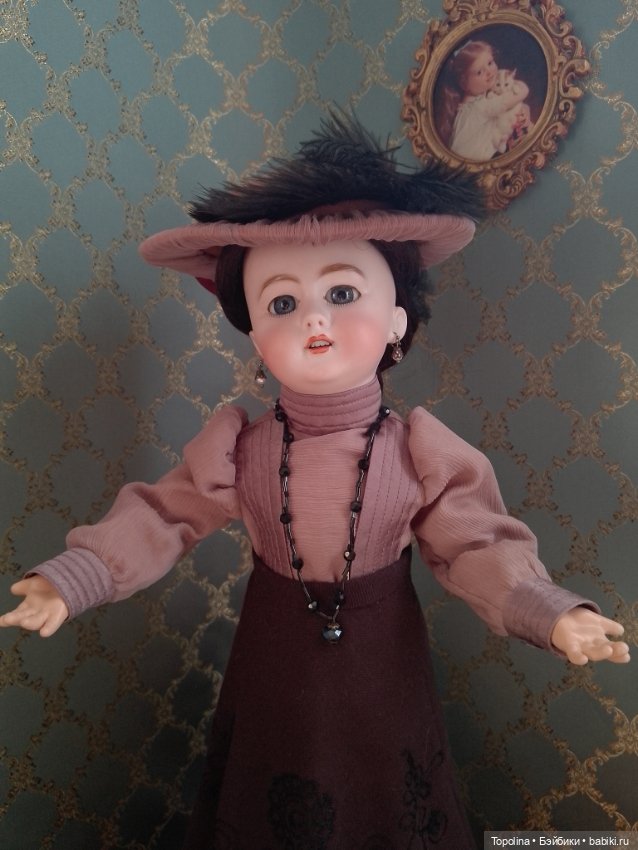 Новый наряд Женевьевы — Антикварные куклы Jumeau (Жюмо): Tete Jumeau