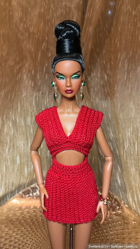 Яркие платья для красотки Зависти (фото 3)