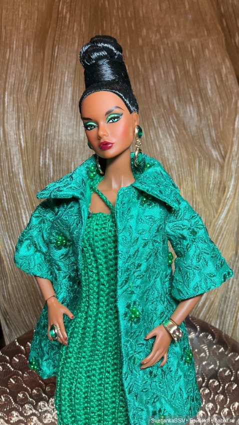 Яркие платья для красотки Зависти (фото 6)